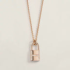[MIRA]HM ADVANCED NICHE LOCK HEAD NECKLACE DIAMONDS