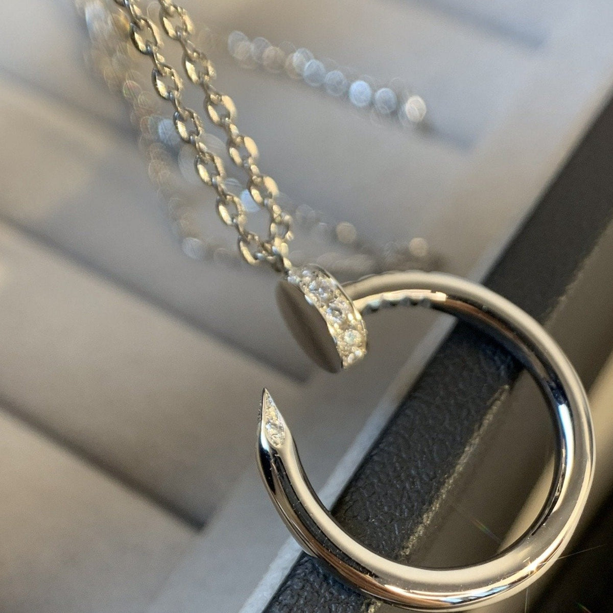 [MIRA]JUSTE NECKLACE SILVER