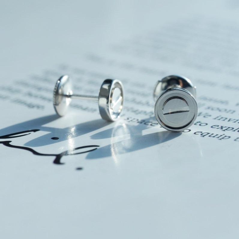 [MIRA]LOVE EARRINGS SILVER 10MM