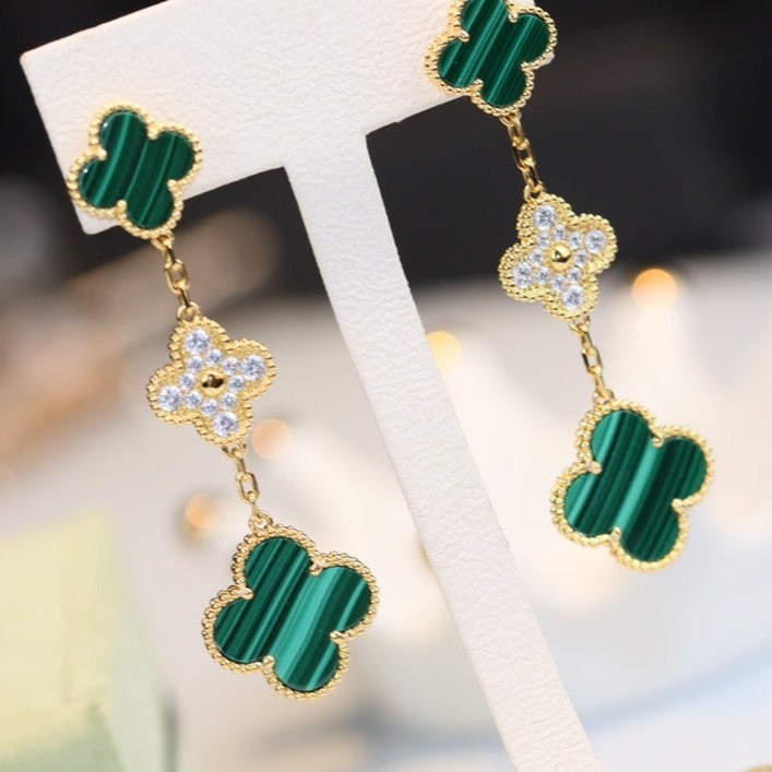 [MIRA]CLOVER EARRINGS GOLD MALACHITE DIAMOND 3 MOTIF