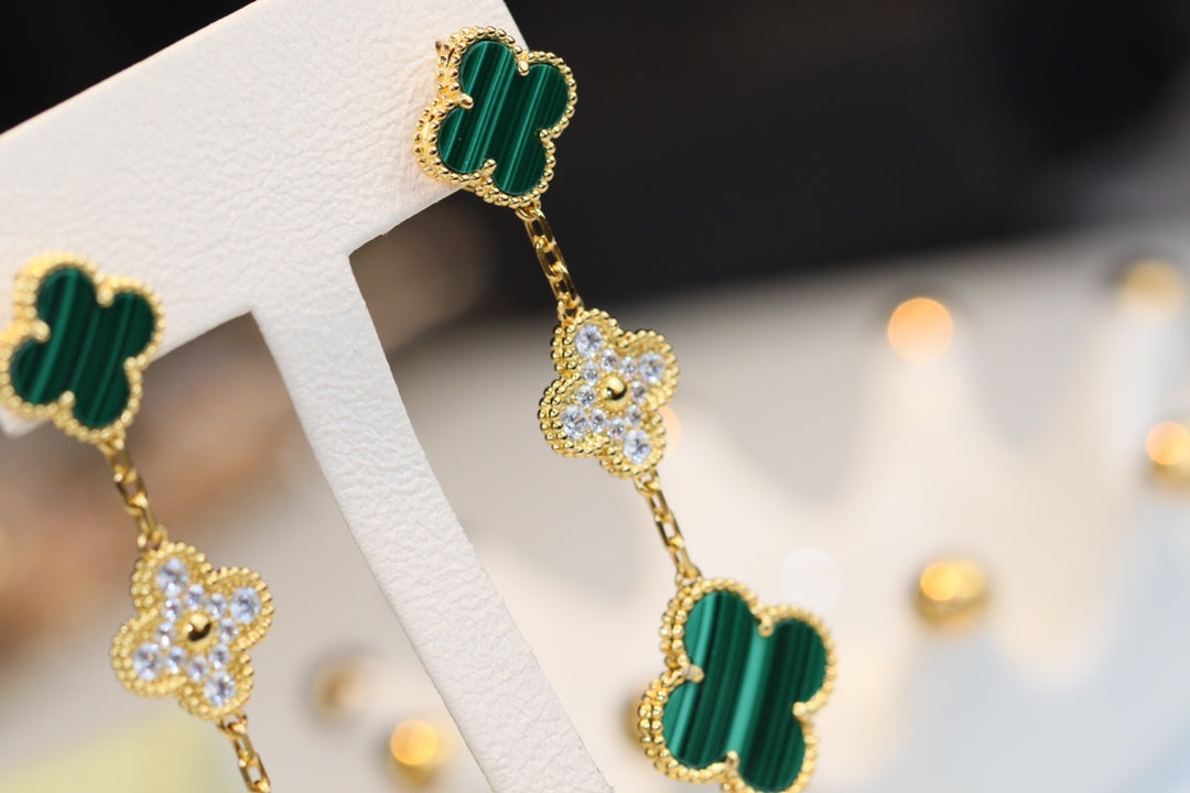 [MIRA]CLOVER EARRINGS GOLD MALACHITE DIAMOND 3 MOTIF