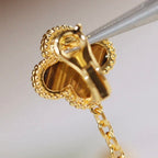 [MIRA]CLOVER  2 MOTIF  TIGER EYE CARNELIAN EARRINGS