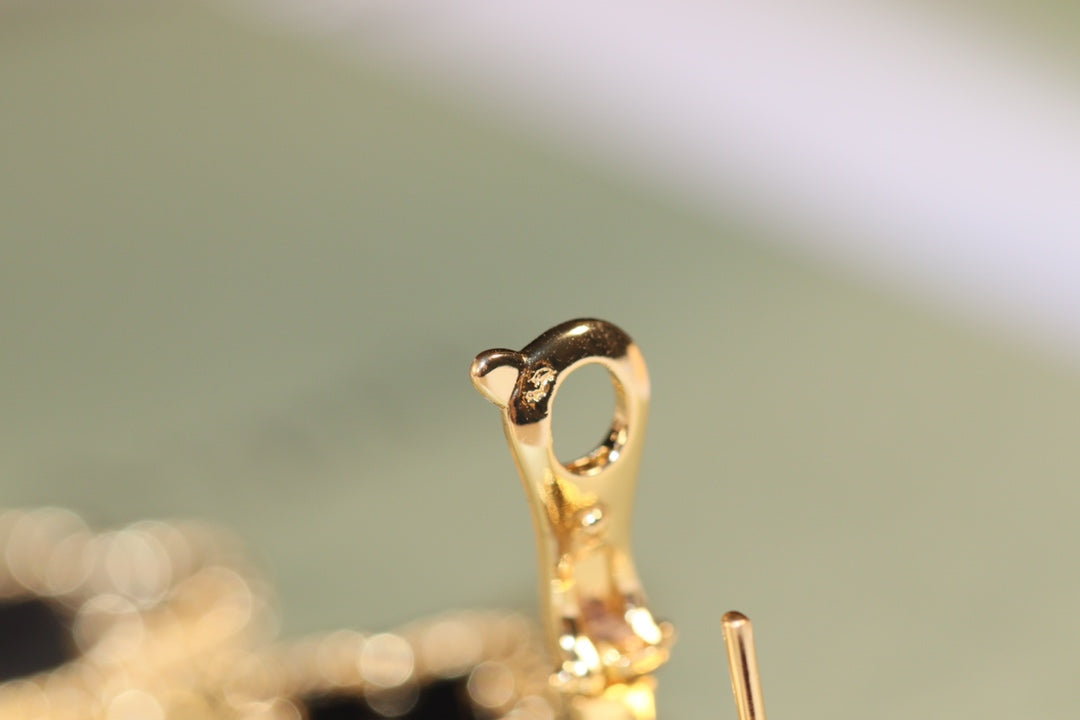 [MIRA]CLOVER EARRINGS GOLD ONYX MOP 3 MOTIF