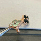 [MIRA]CLOVER MEDIUM 1 MOTIFS GRAY MOP  DIAMOND EARRINGS