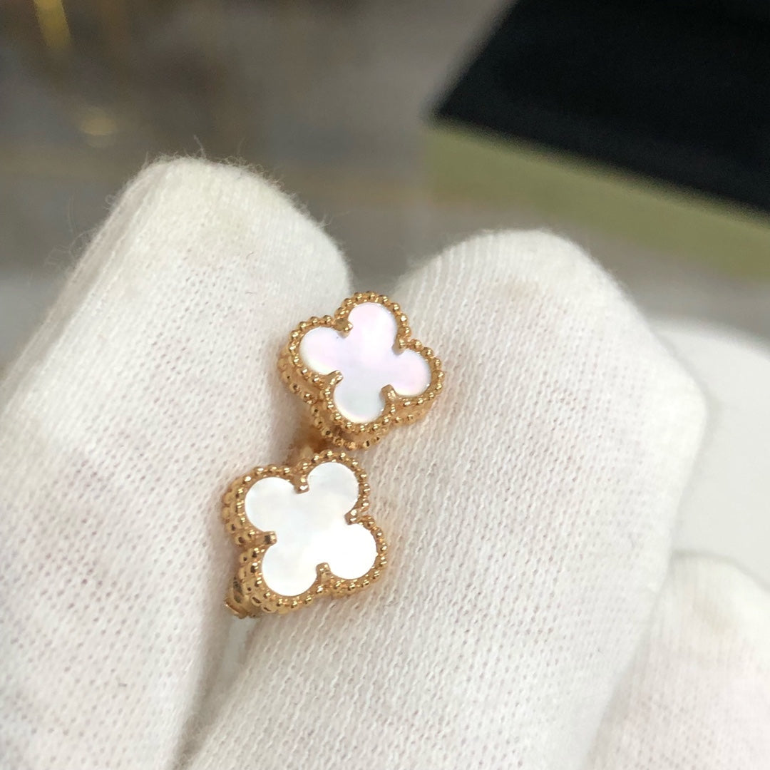 [MIRA]CLOVER MINI GOLD EARRINGS