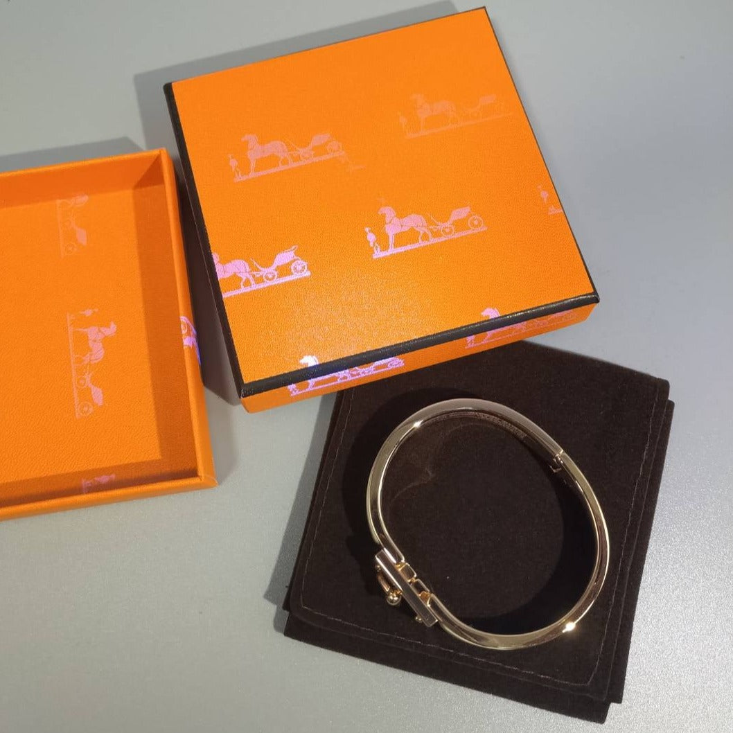 [MIRA]H GREY BRACELET