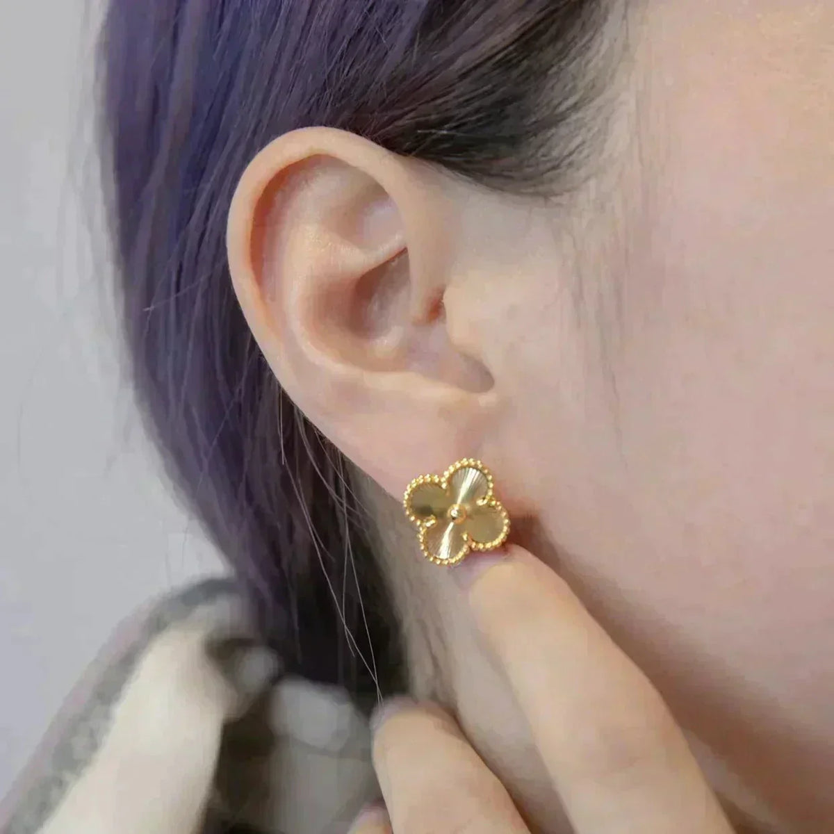 [MIRA]CLOVER MEDIUM 1 MOTIFS LASER EARRINGS