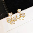 [MIRA]CLOVER SWEET WHITE MOP EARRINGS