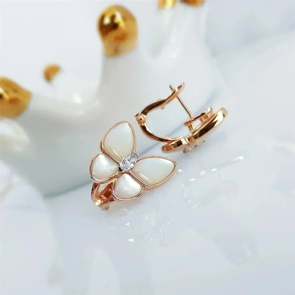 [MIRA]BUTTERFLY MOP DIAMOND EARRINGS