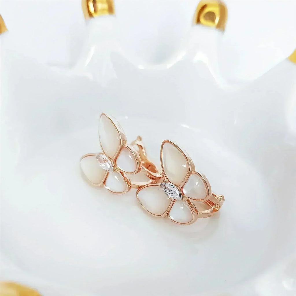 [MIRA]BUTTERFLY MOP DIAMOND EARRINGS