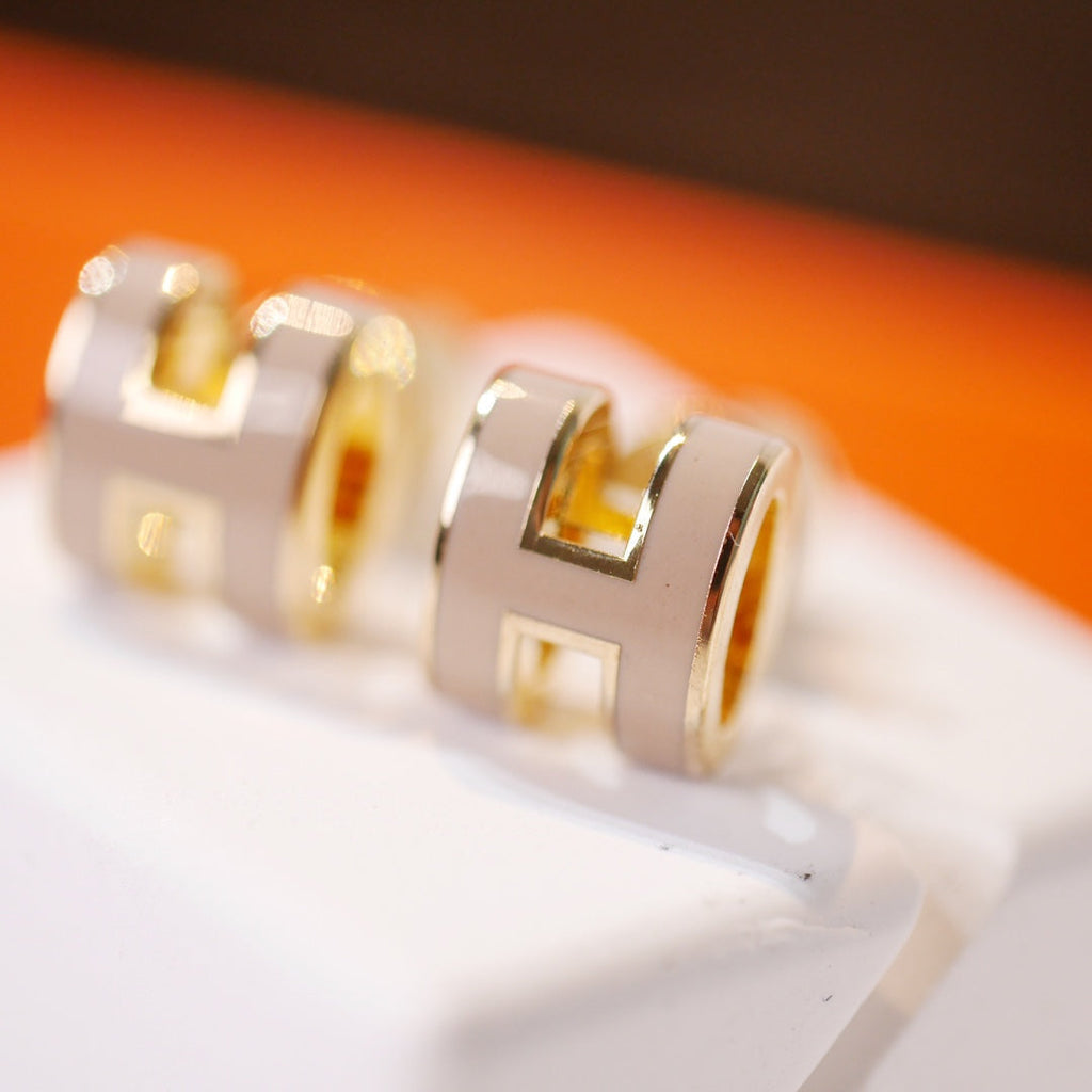 [MIRA]MINI POP H GOLD EARRINGS GREY