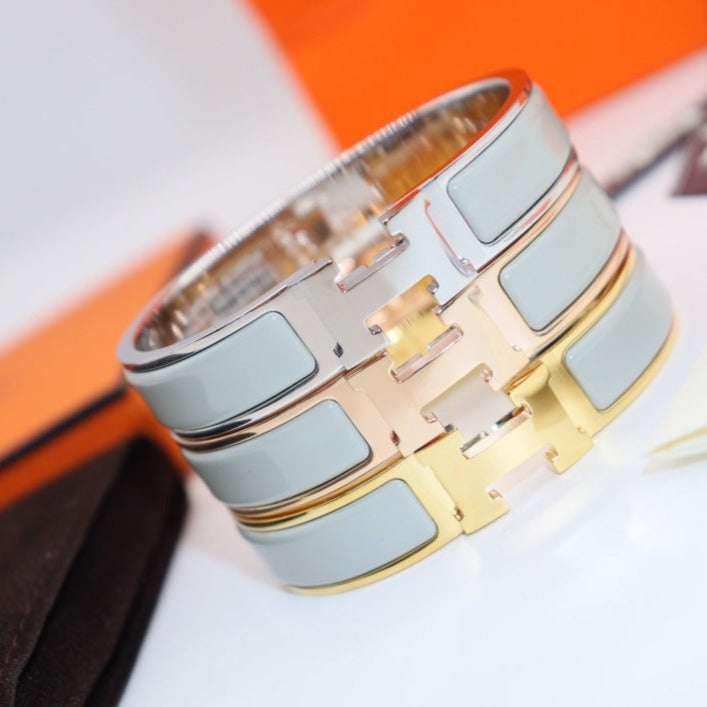 [MIRA]H LIGHT BLUE BRACELET