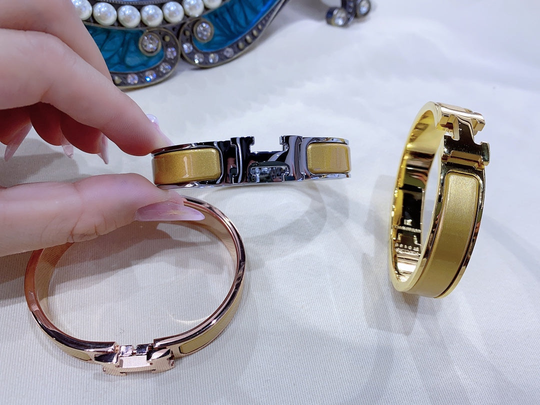 [MIRA]H CHAMPAGNE BRACELET