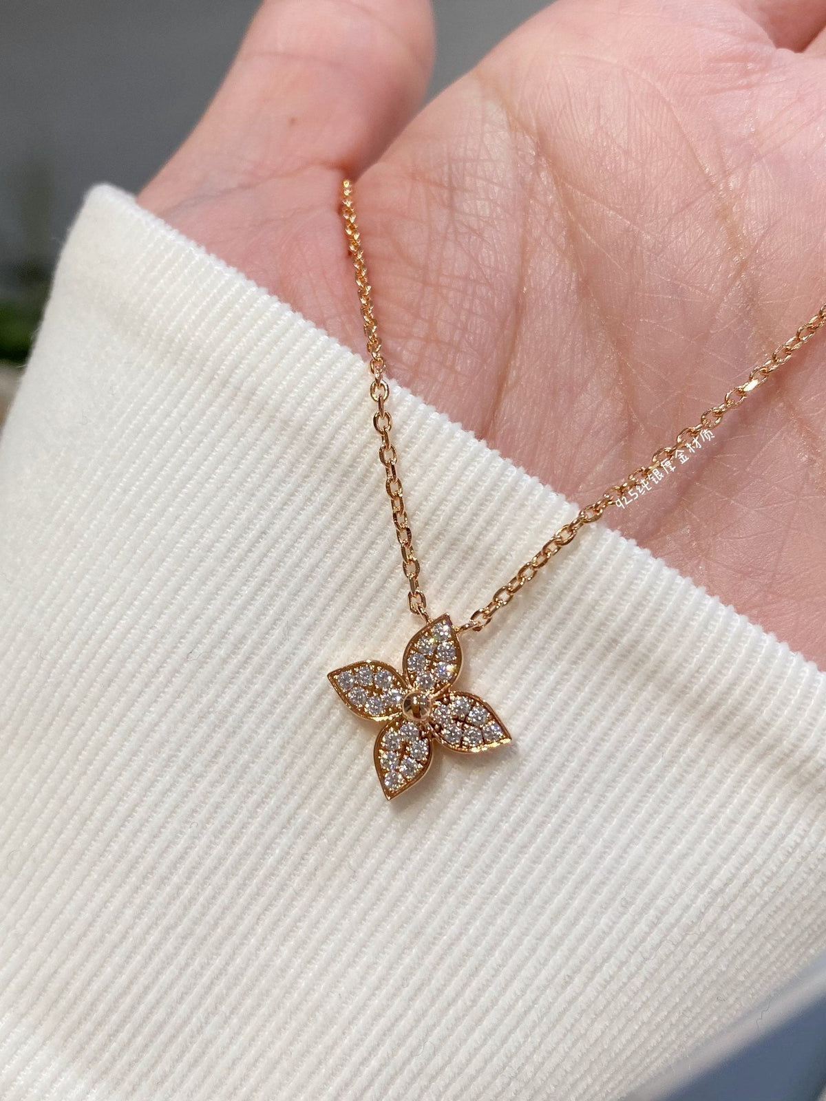 [MIRA]STAR DIAMOND NECKALCE