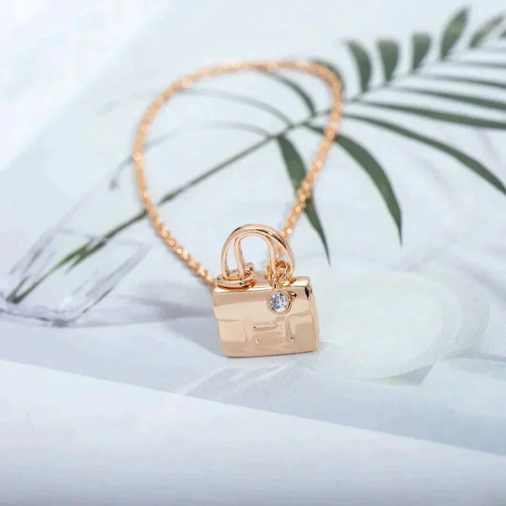 [MIRA]AMULETTE PEDANT ROSE GOLD NECKLACE