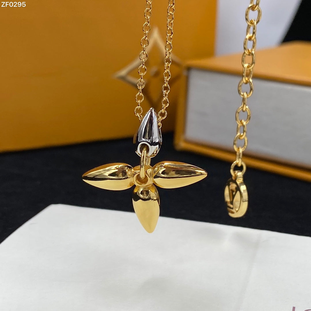 [MIRA]LOUISETTE PEDANT GOLD NECKLACE