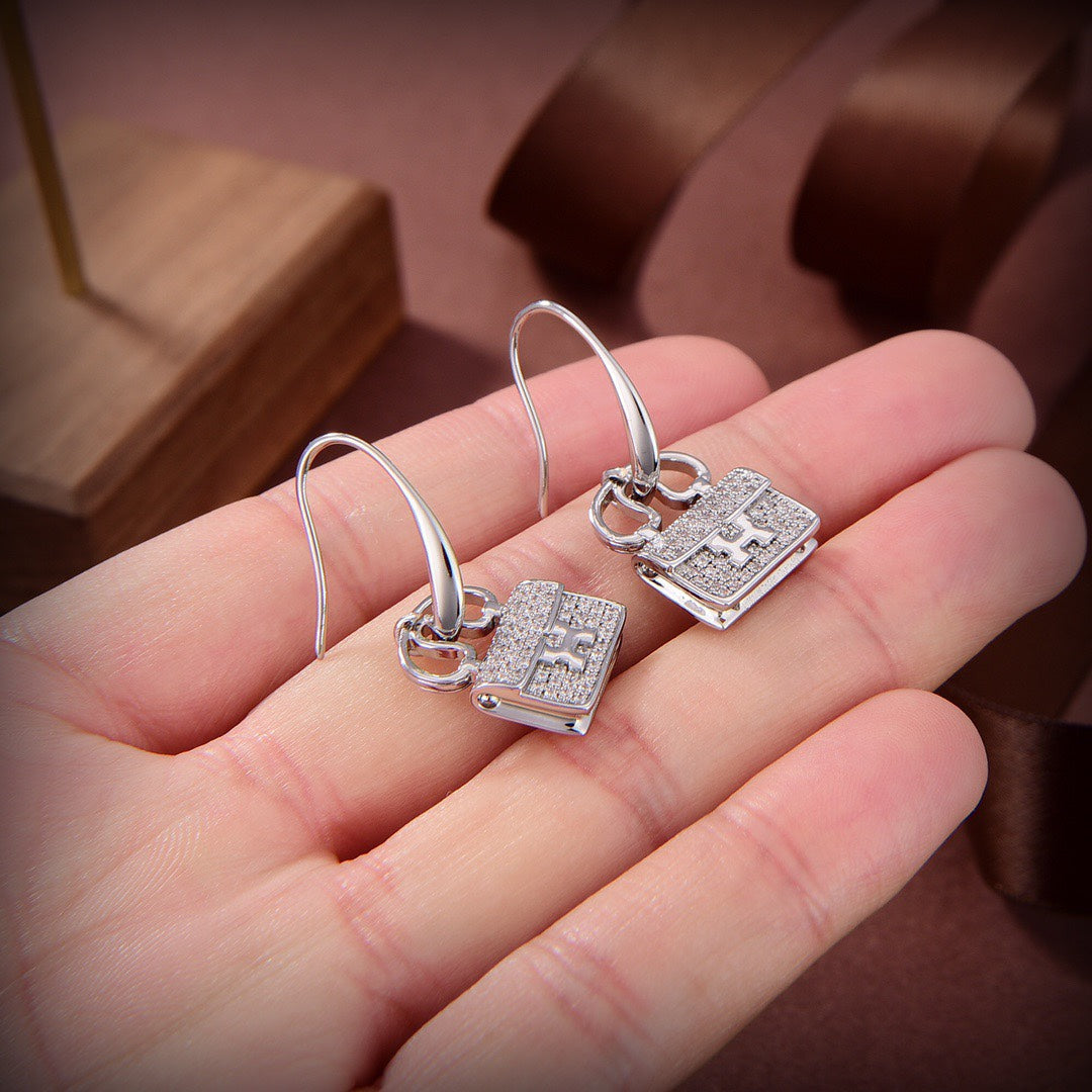 [MIRA]KELLY DIAMOND EARRINGS