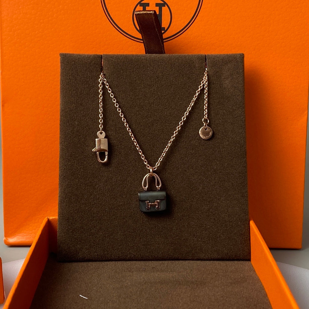 [MIRA]CONSTANCE BLACK PEDANT PINK GOLD NECKLACE