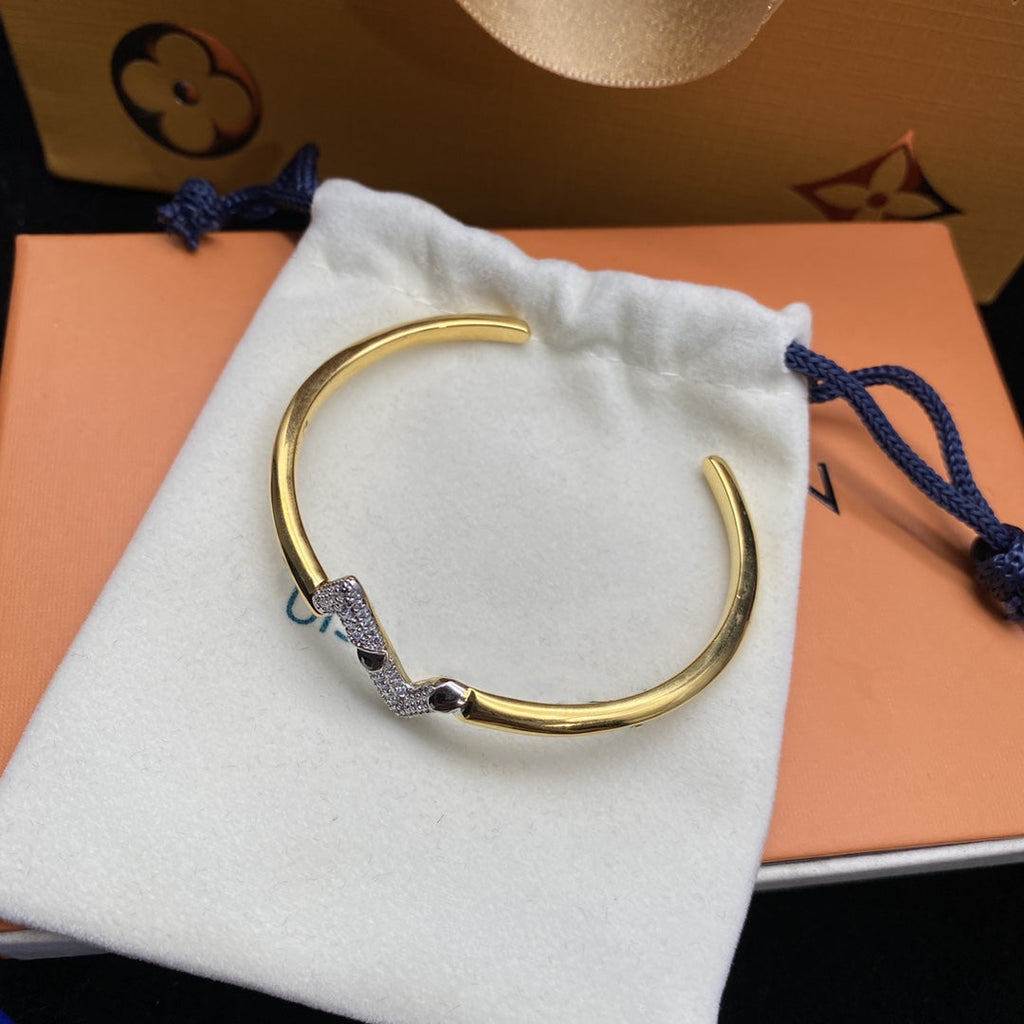 [MIRA]VOLTE UPSITE DOWN DIAMOND GOLD OPEN BRACELET