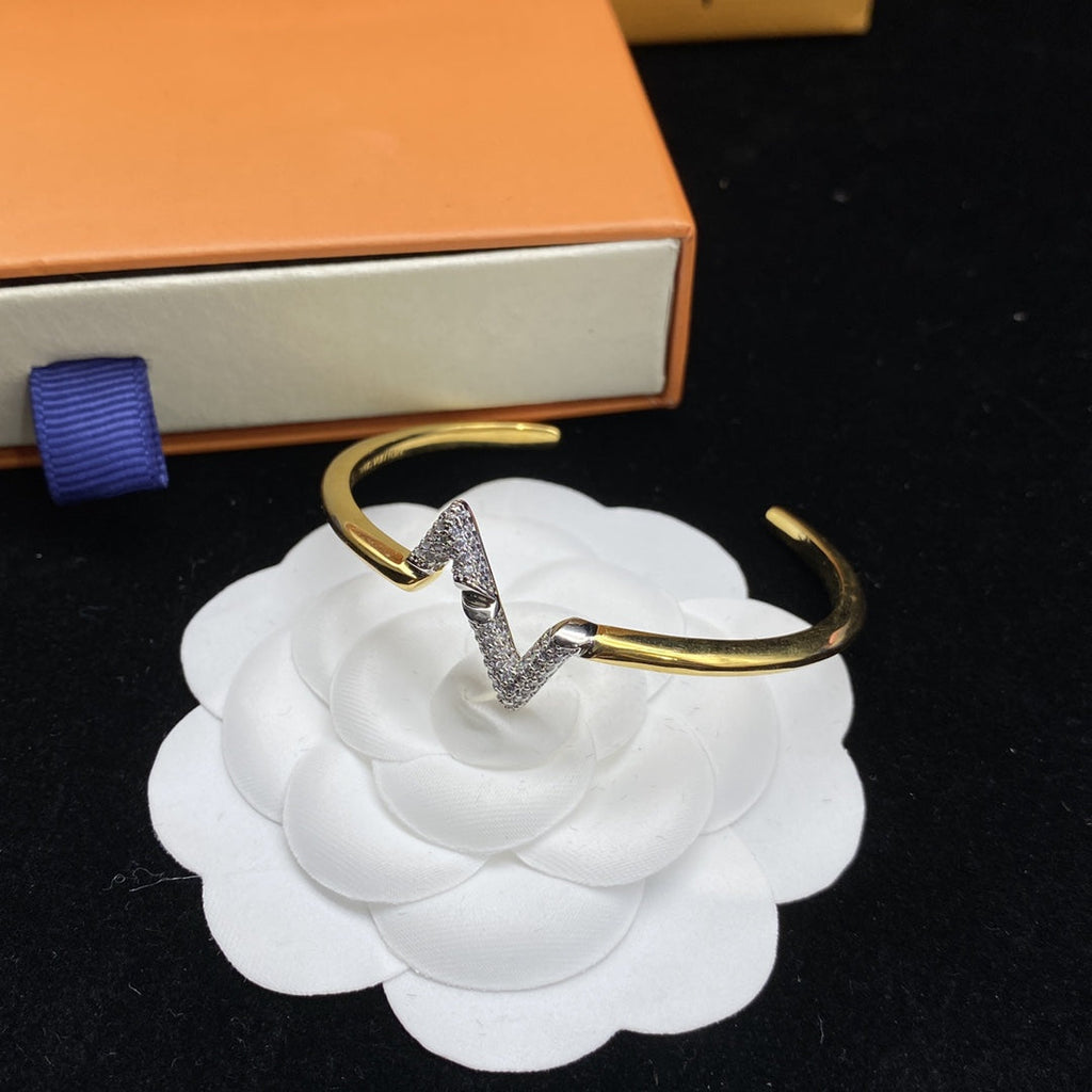 [MIRA]VOLTE UPSITE DOWN DIAMOND GOLD OPEN BRACELET