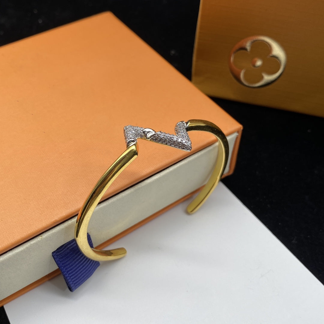[MIRA]VOLTE UPSITE DOWN DIAMOND GOLD OPEN BRACELET