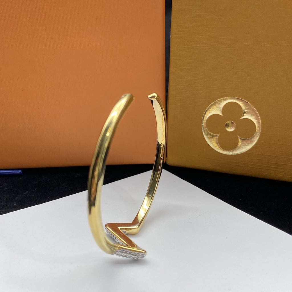 [MIRA]VOLTE UPSITE DOWN DIAMOND GOLD OPEN BRACELET
