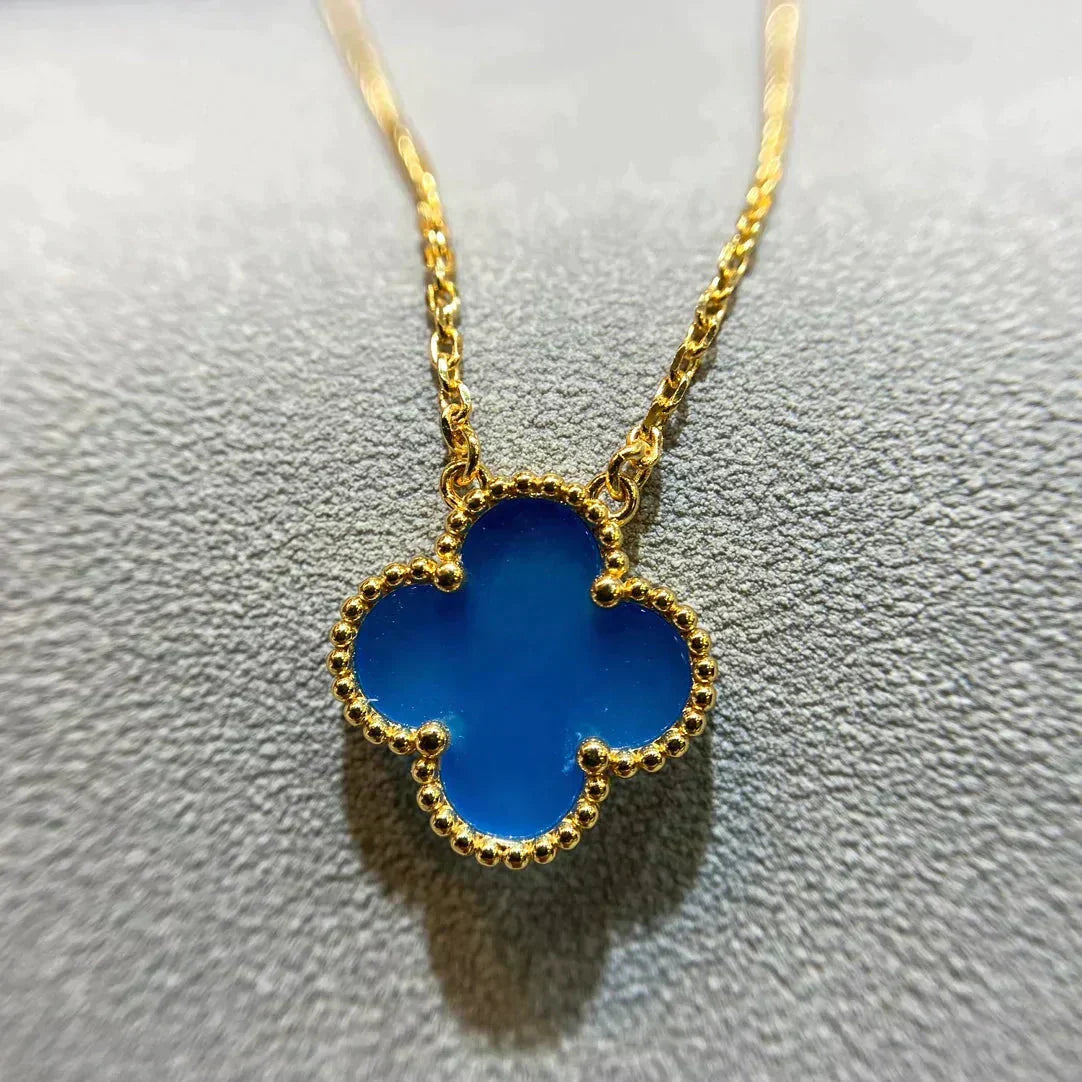 [MIRA]CLOVER 15MM BLUE AGATE NECKLACE