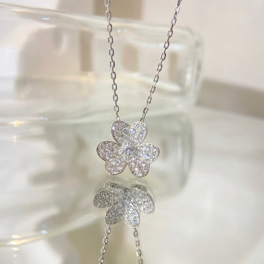 [MIRA]FLOWER DIAMOND NECKLACE