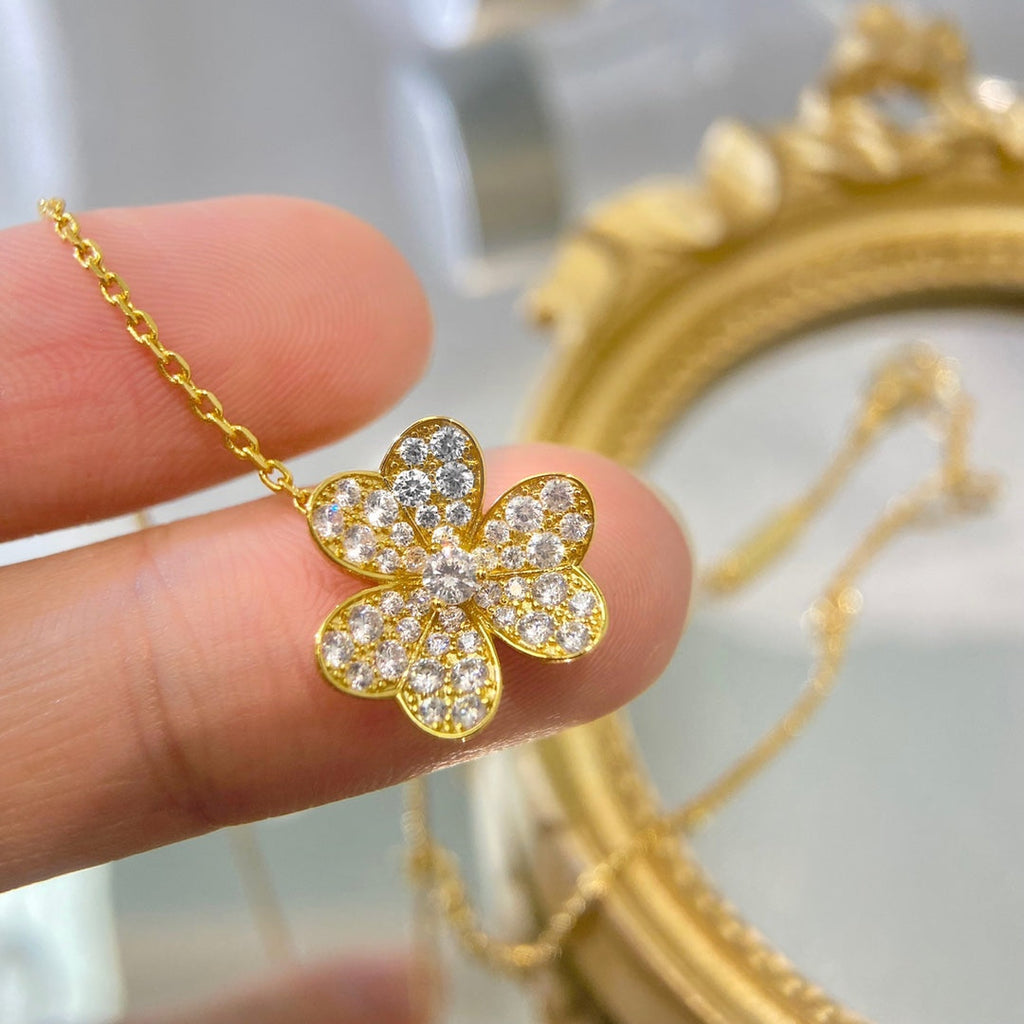 [MIRA]FLOWER DIAMOND NECKLACE