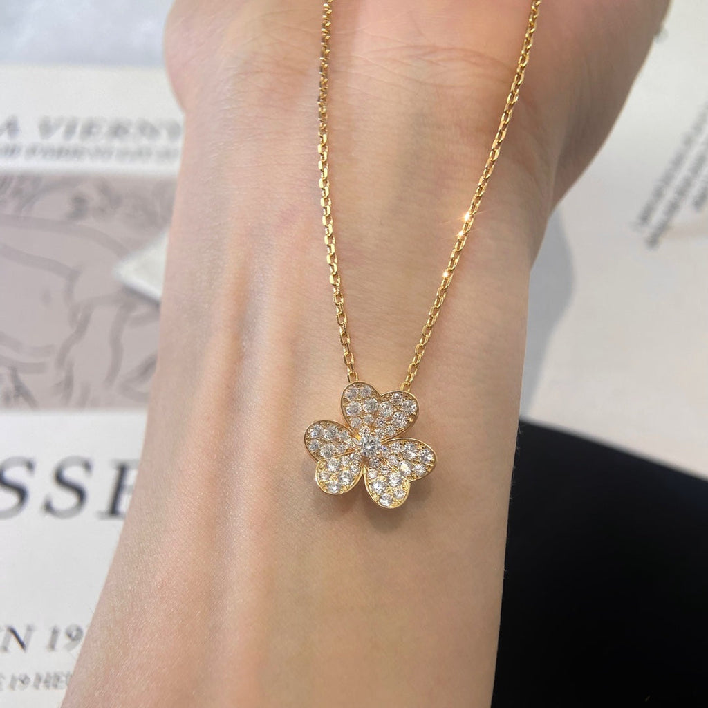 [MIRA]FLOWER DIAMOND NECKLACE