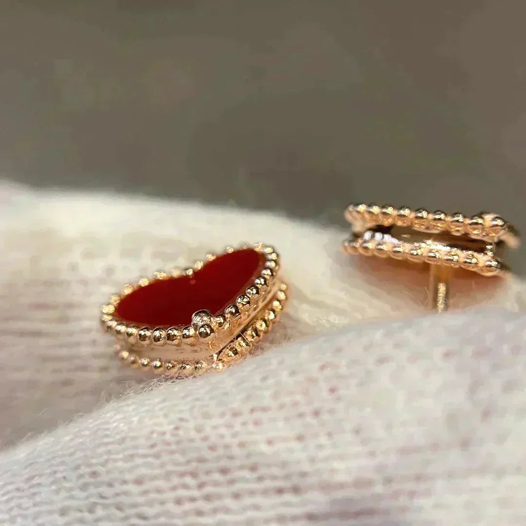 [MIRA]HEART CARNELIAN STUD EARRINGS