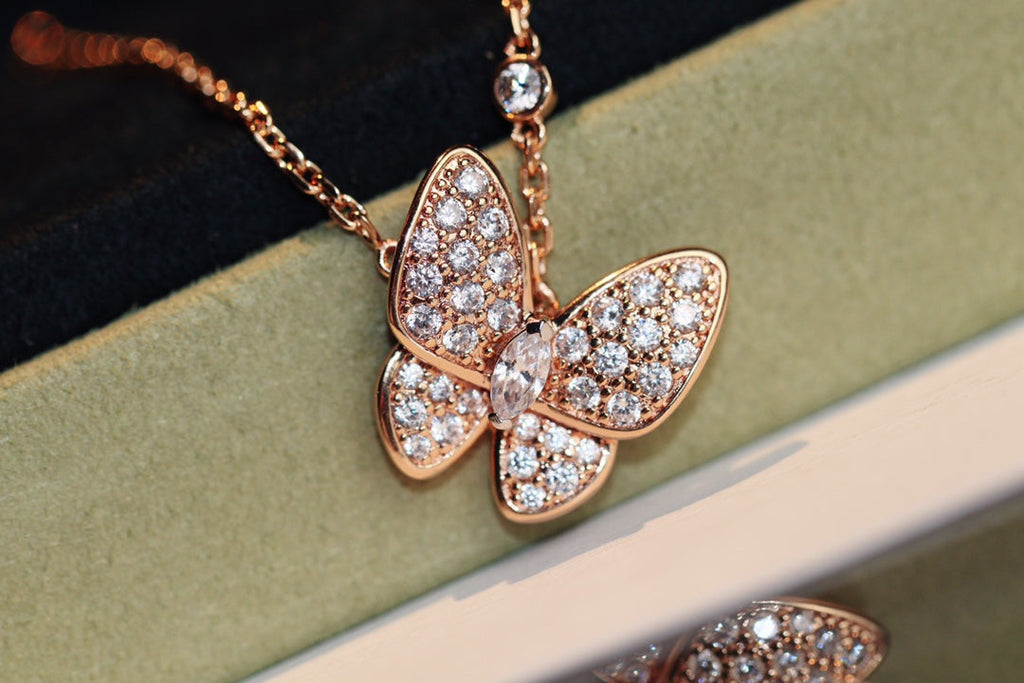 [MIRA]BUTTERFLY DIAMOND NECKLACE