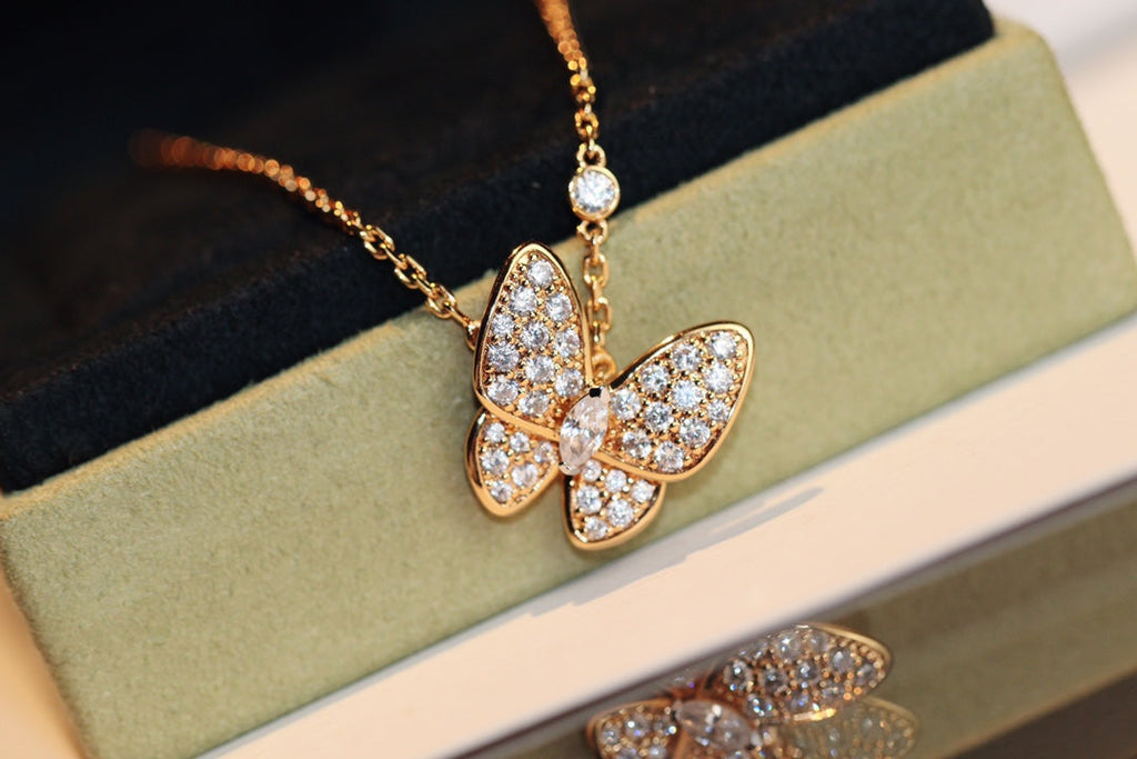 [MIRA]BUTTERFLY DIAMOND NECKLACE