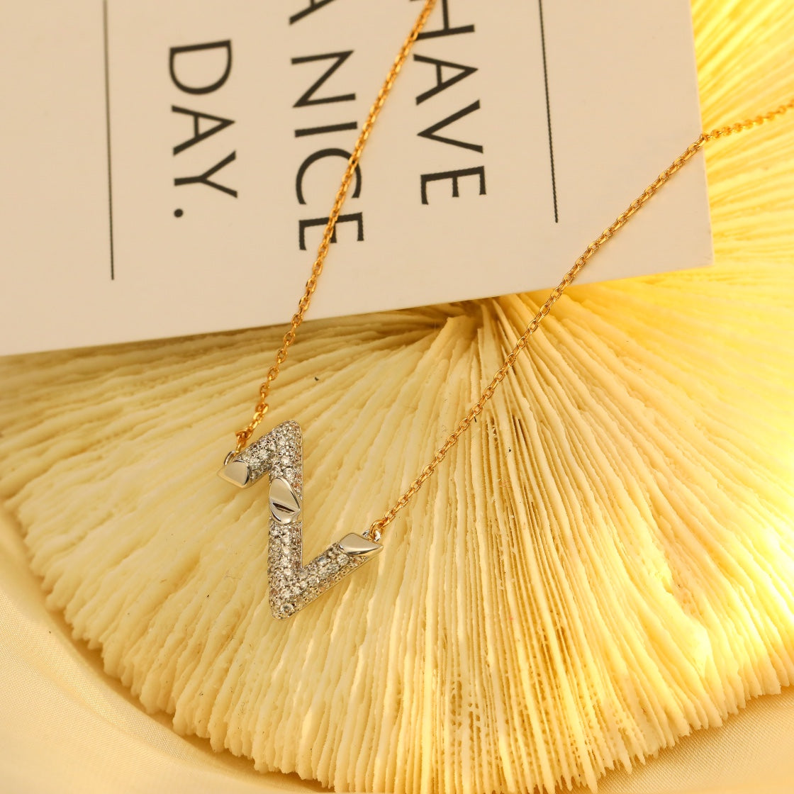 [MIRA]VOLT SILVER DIAMOND PEDANT NECKLACE