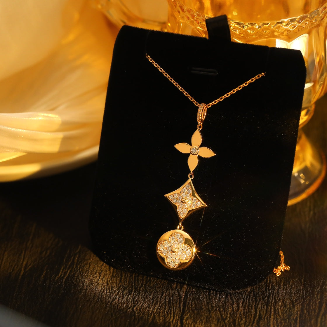 [MIRA]STAR AND SUN DIAMOND PINK GOLD NECKLACE