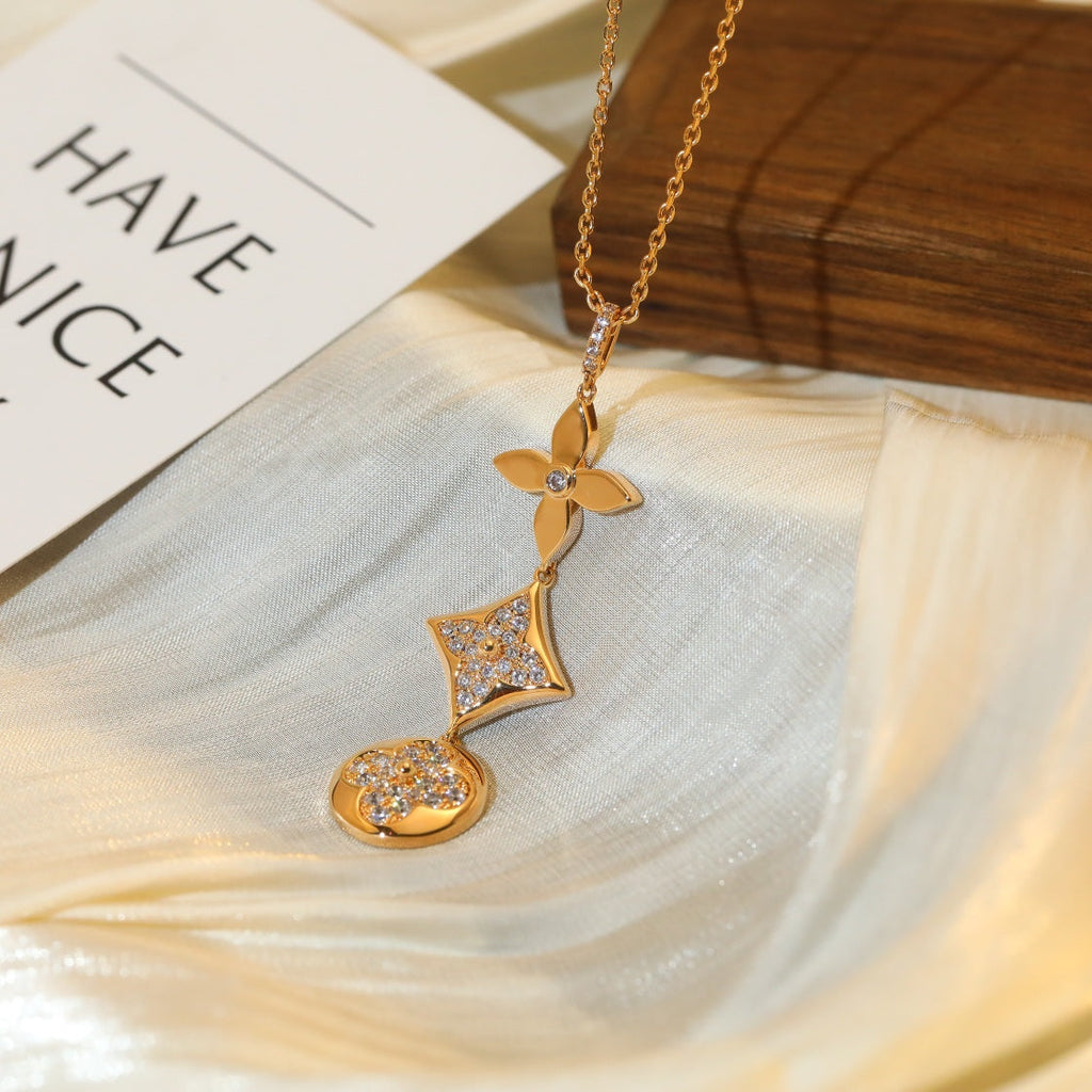 [MIRA]STAR AND SUN DIAMOND PINK GOLD NECKLACE