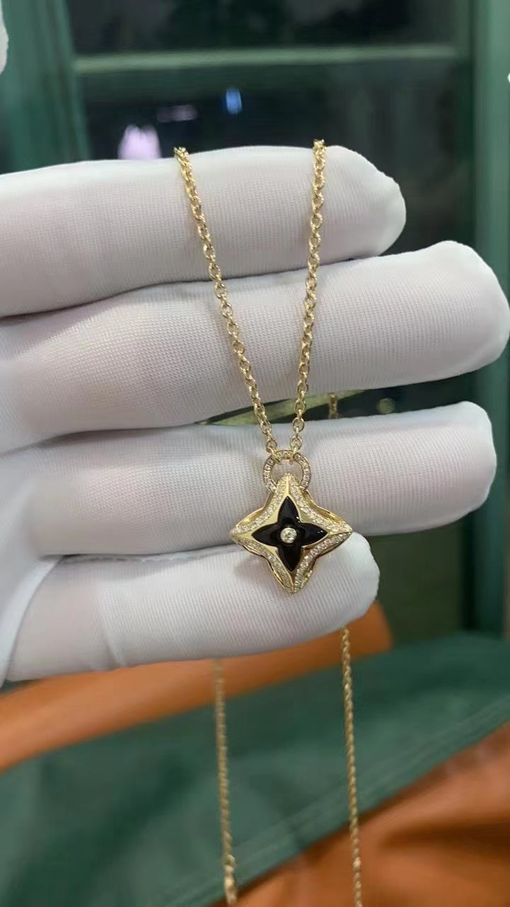 [MIRA]STAR PEDANT PINK GOLD DIAMOND NECKLACE
