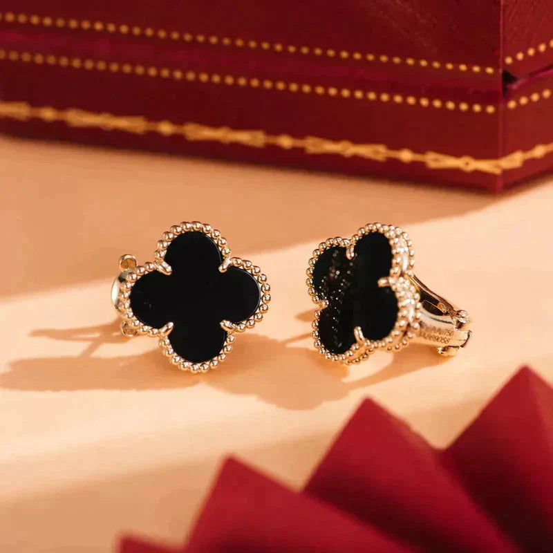 [MIRA]CLOVER MEDIUM 1 MOTIFS  ONYX STUD EARRINGS
