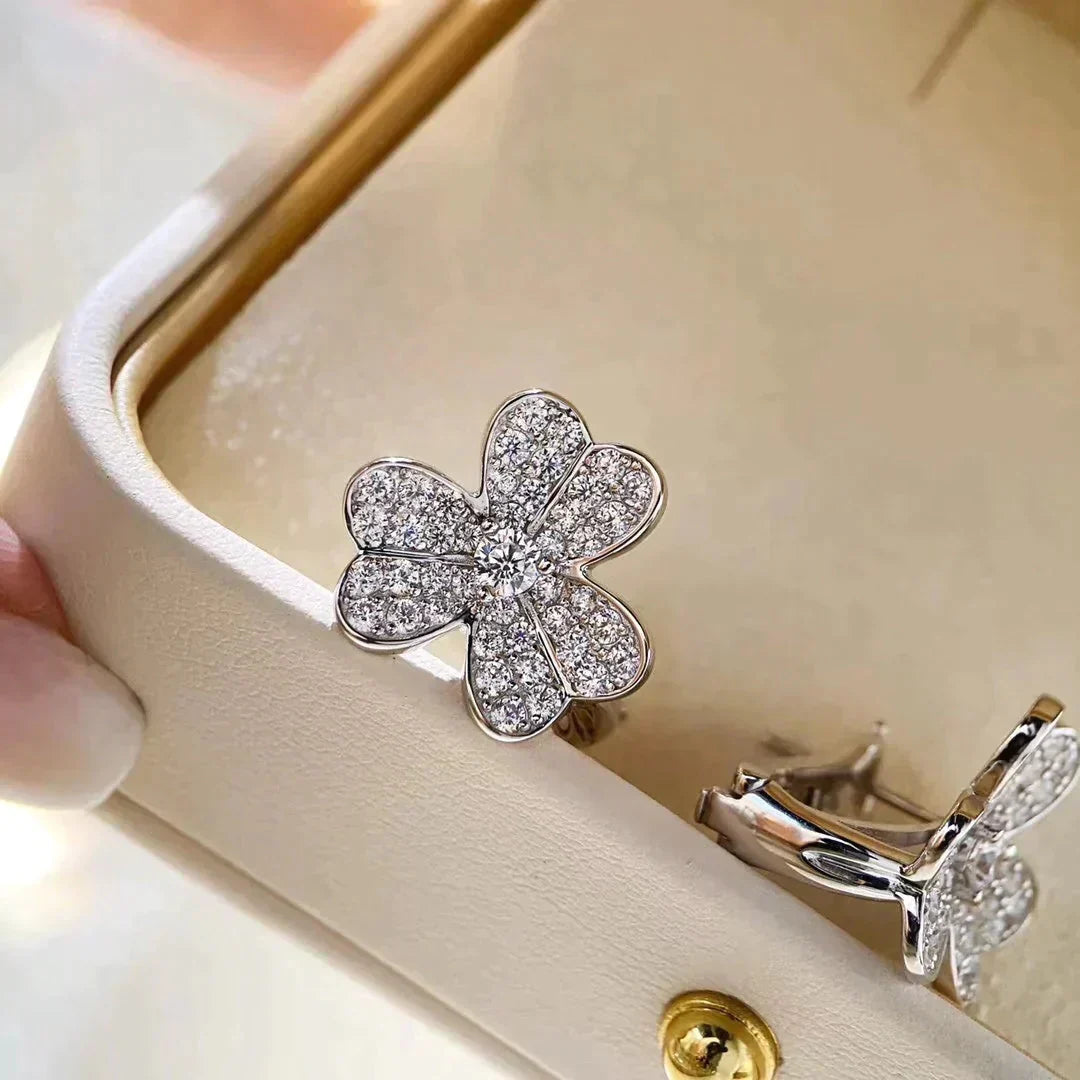[MIRA]CLOVER COMOS DIAMOND EARRINGS SILVER
