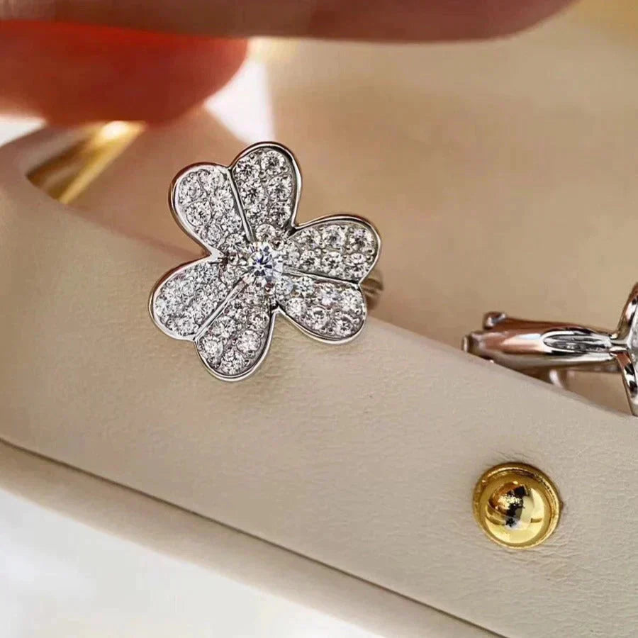 [MIRA]CLOVER COMOS DIAMOND EARRINGS SILVER
