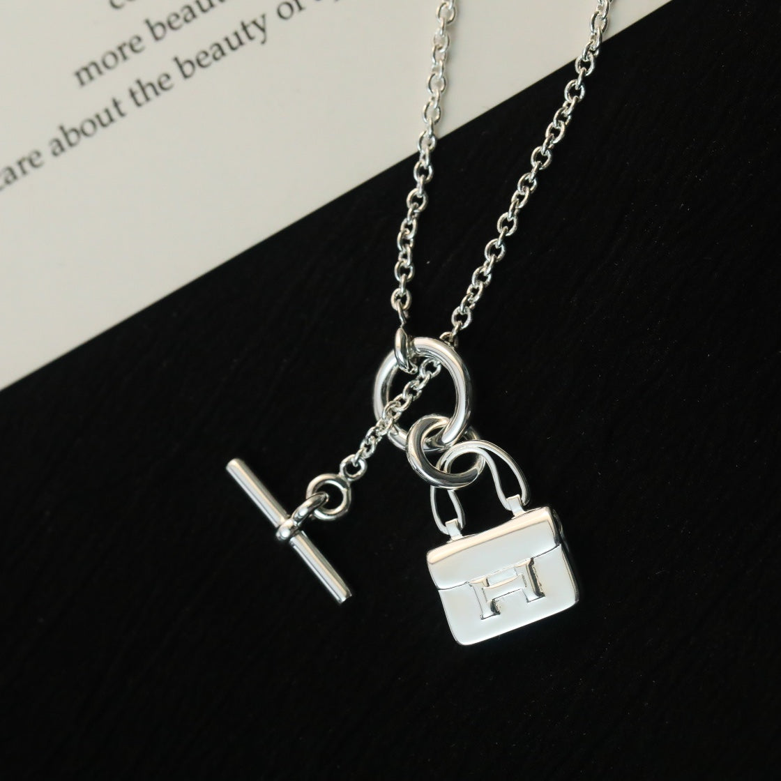 [MIRA]POP H PEDANT SILVER NECKLACE
