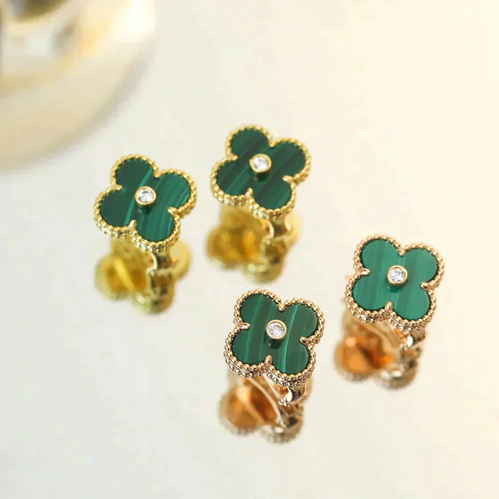 [MIRA]CLOVER MEDIUM 1 MOTIFS MALACHITE DIAMOND EARRINGS