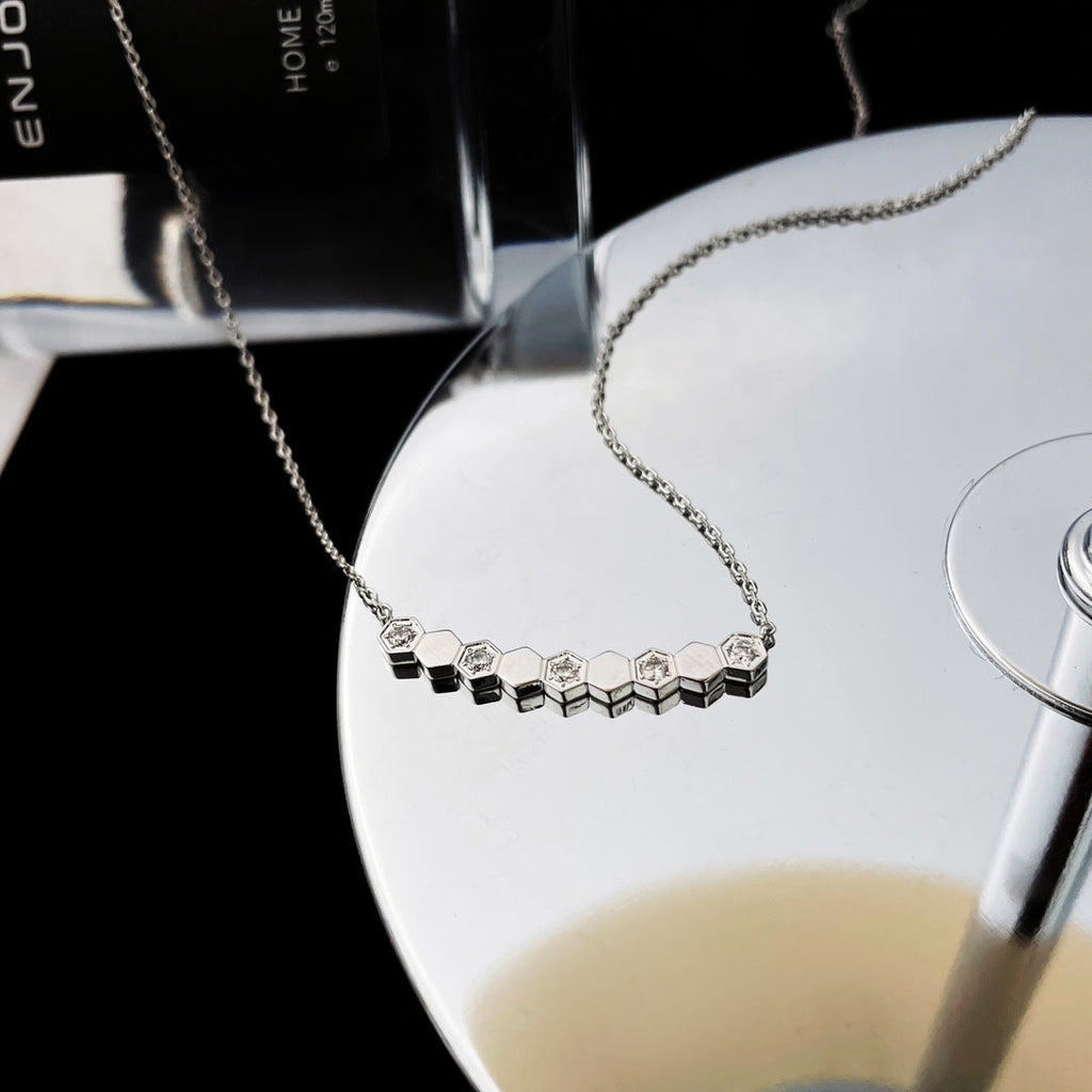 [MIRA]BEE MY LOVE DIAMOND NECKLACE
