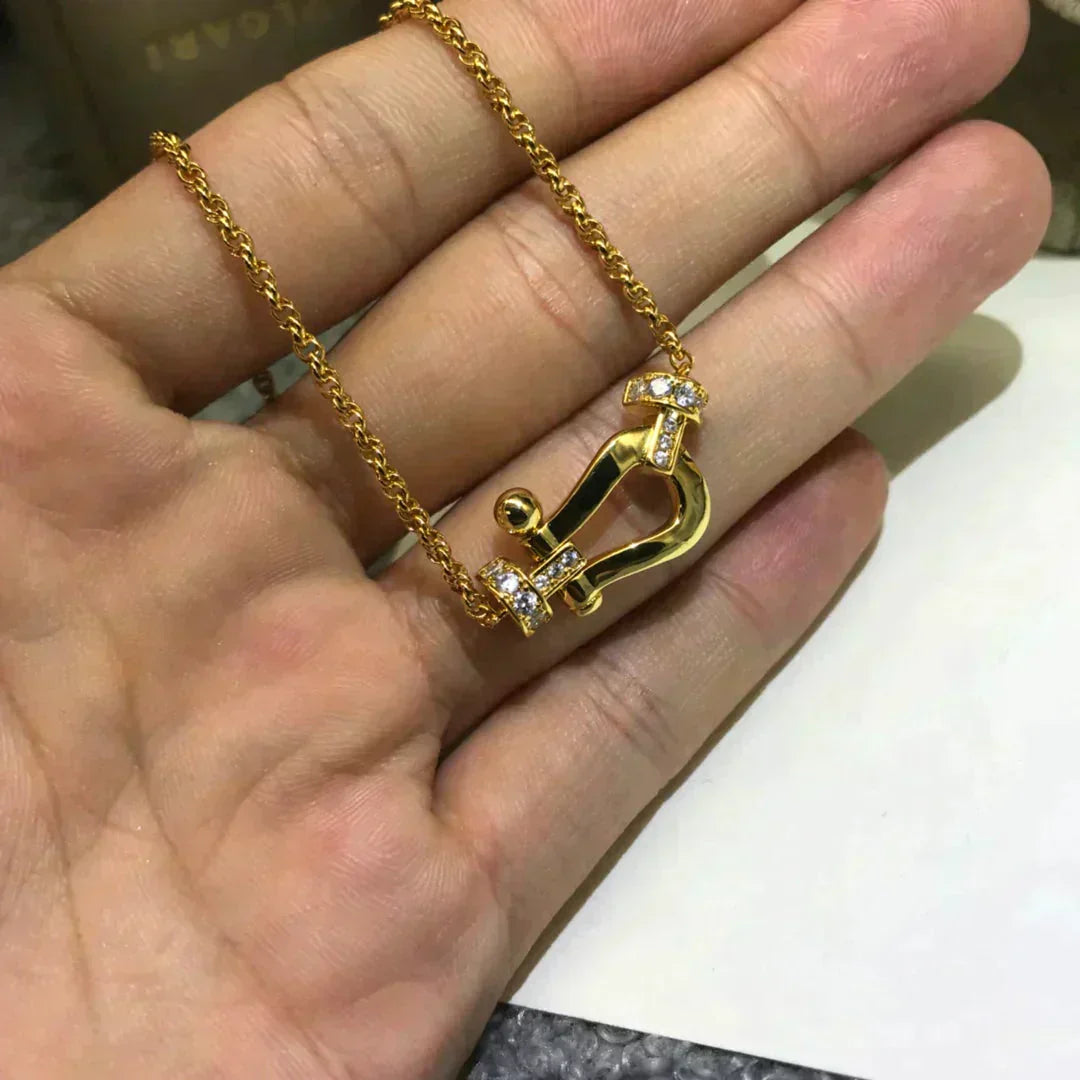[MIRA]FORCE 10 DIAMOND NECKLACE