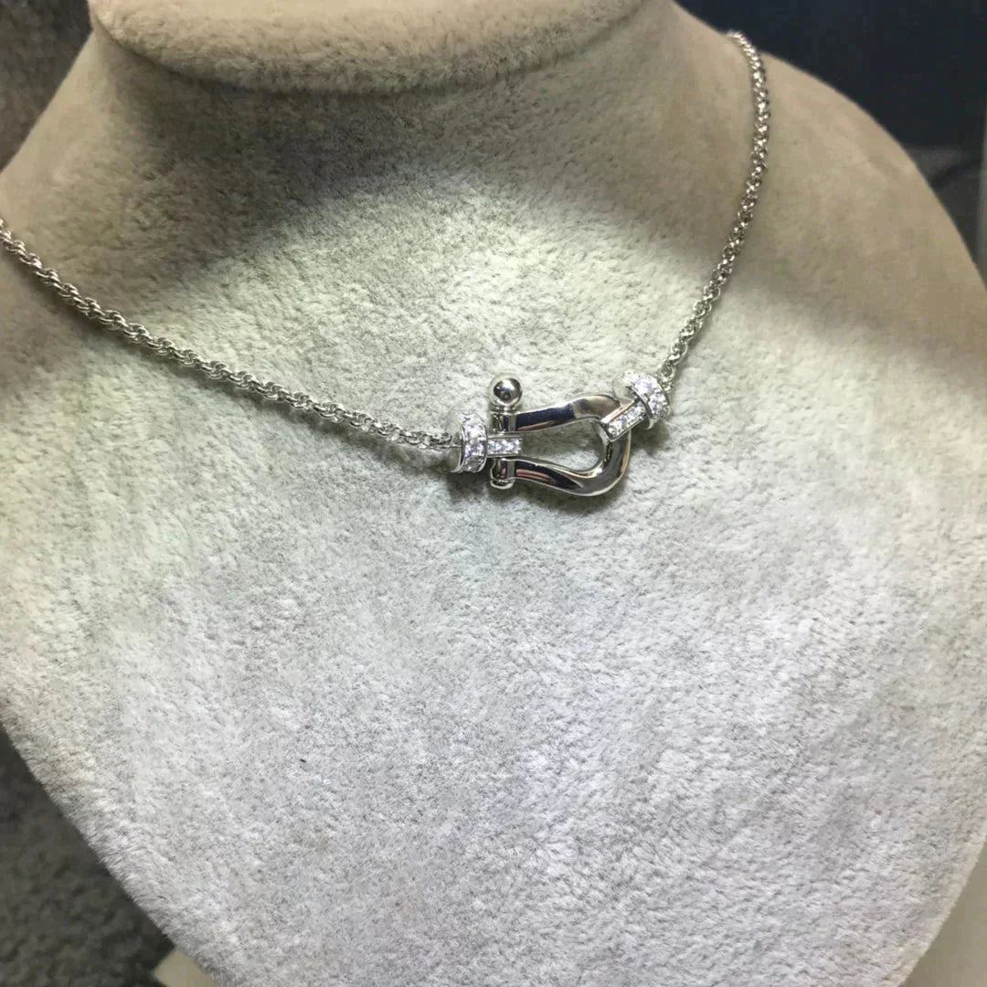 [MIRA]FORCE 10 DIAMOND NECKLACE