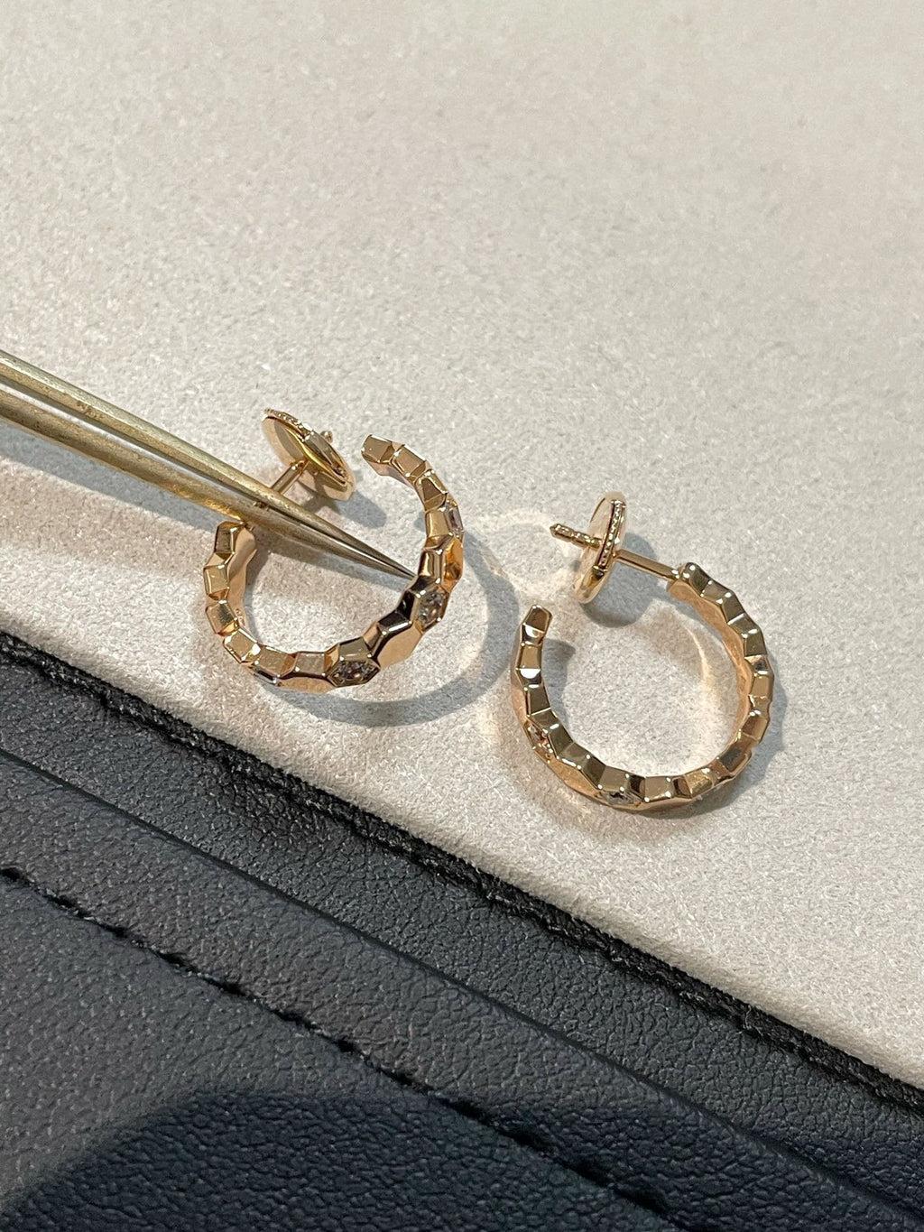 [MIRA]BEE LOVE Earrings GOLD DIAMOND