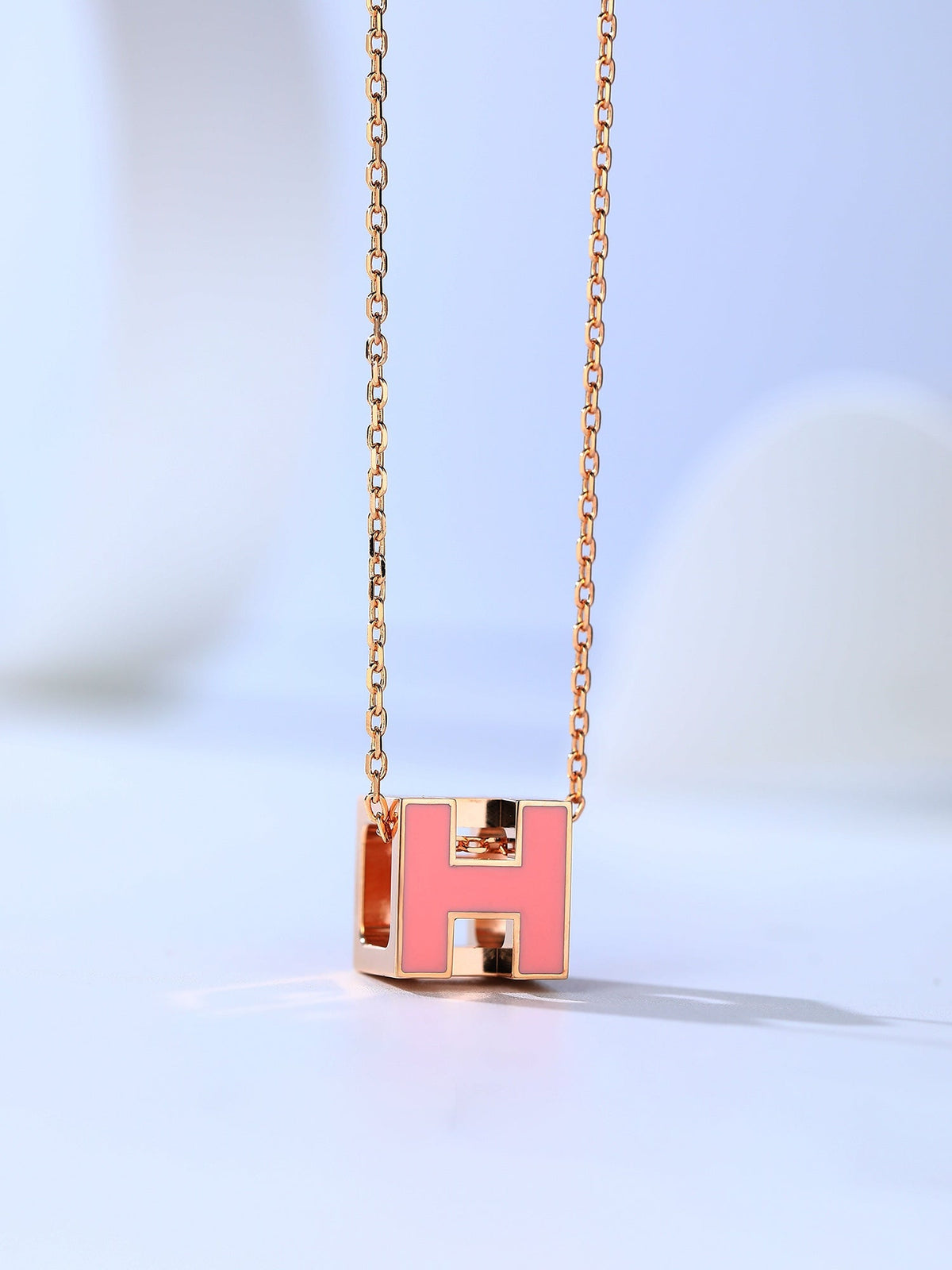 [MIRA]H CAGE PINK GOLD NECKLACE