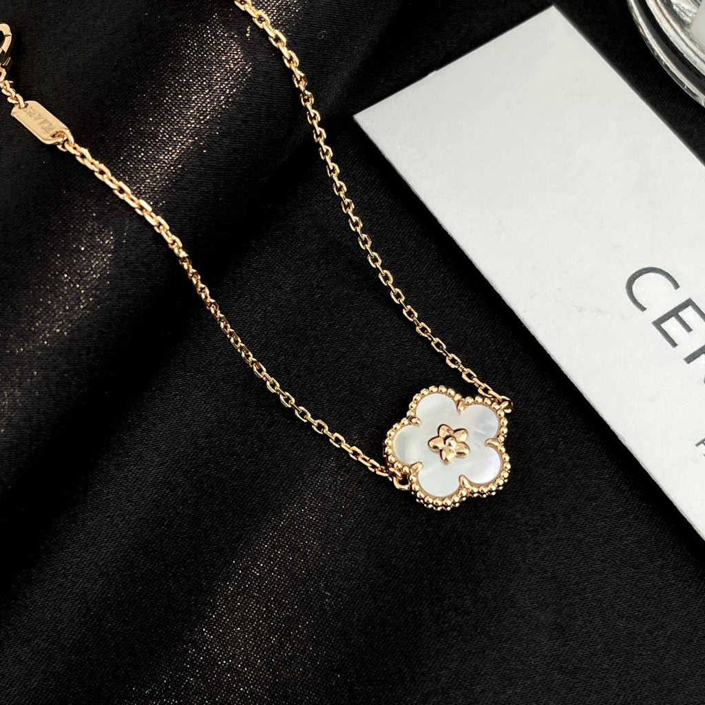 [MIRA]LUCKY SPRING ROSE GOLD MOP BRACELET