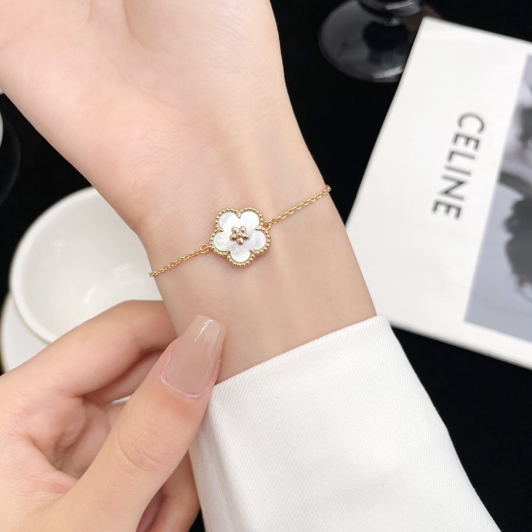 [MIRA]LUCKY SPRING ROSE GOLD MOP BRACELET