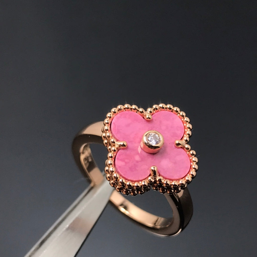 [MIRA]CLOVER RHODONITE ROSE GOLD RING
